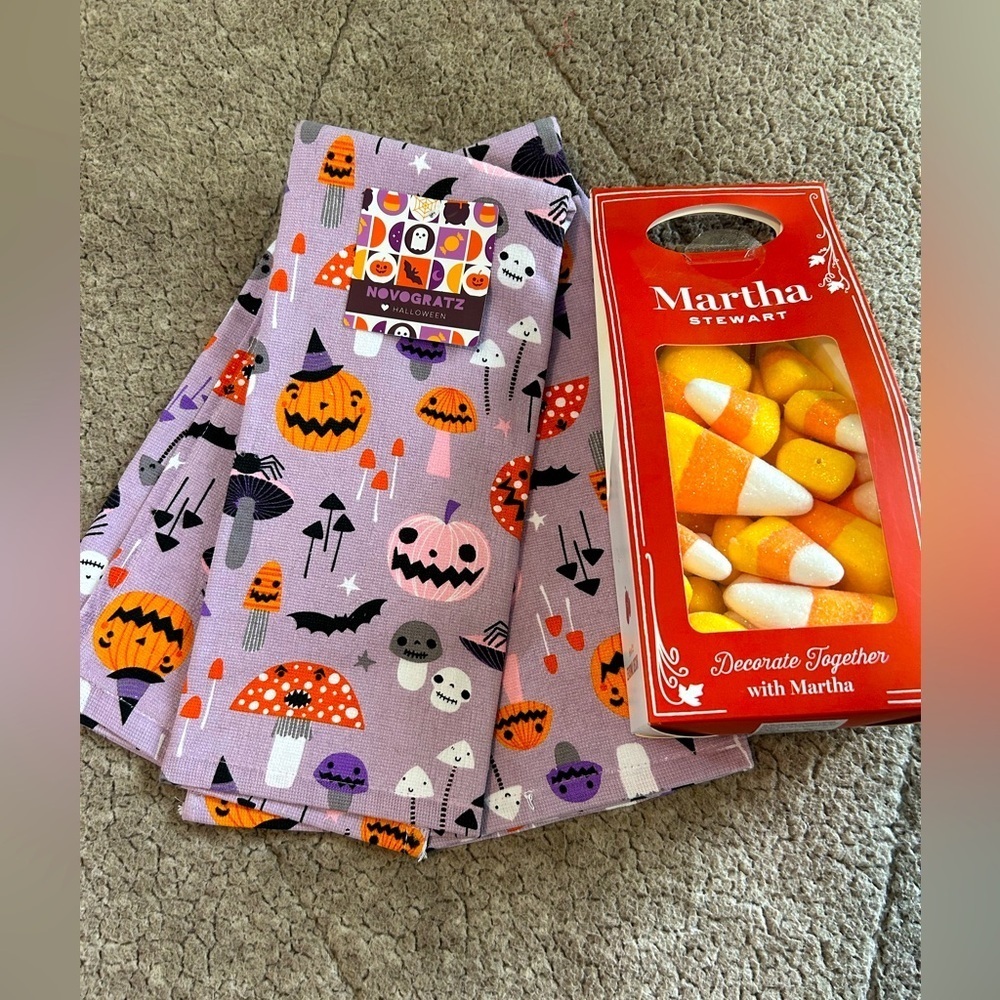 NWT Halloween Tea Towel & Candy Corn decorative accessories